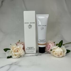 Bobbi Brown Vitamin Enriched Skin Tint SPF 15 In Medium 1